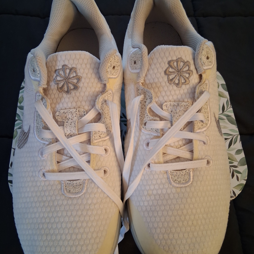 Nike Cream Textured Sneakers